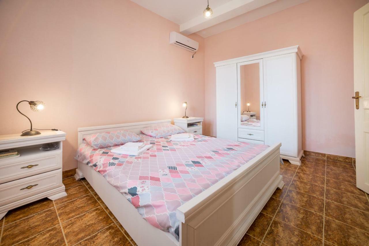 Casa M Apartment Tivat Bagian luar foto